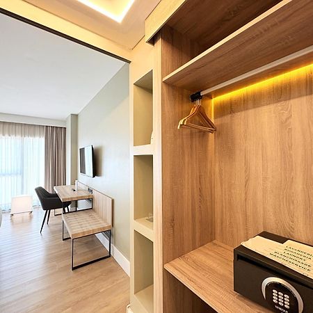Eurohotel Barcelona Granvia Fira L'Hospitalet de Llobregat Exteriér fotografie