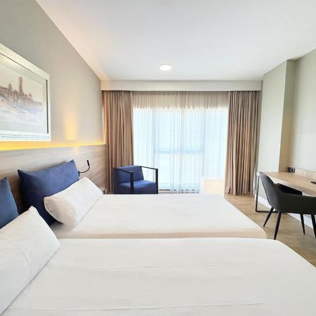 Eurohotel Barcelona Granvia Fira L'Hospitalet de Llobregat Exteriér fotografie