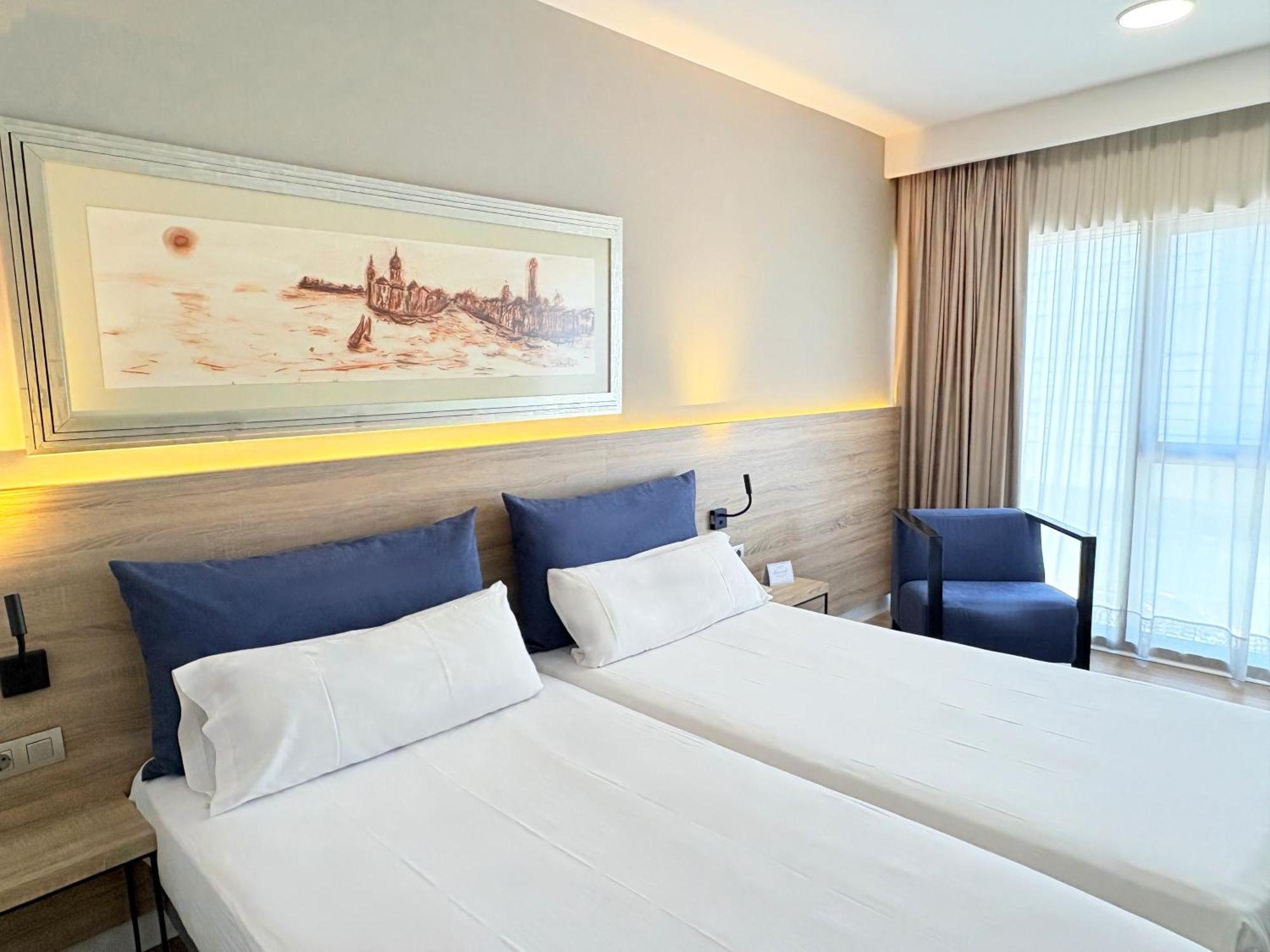 Eurohotel Barcelona Granvia Fira L'Hospitalet de Llobregat Pokoj fotografie