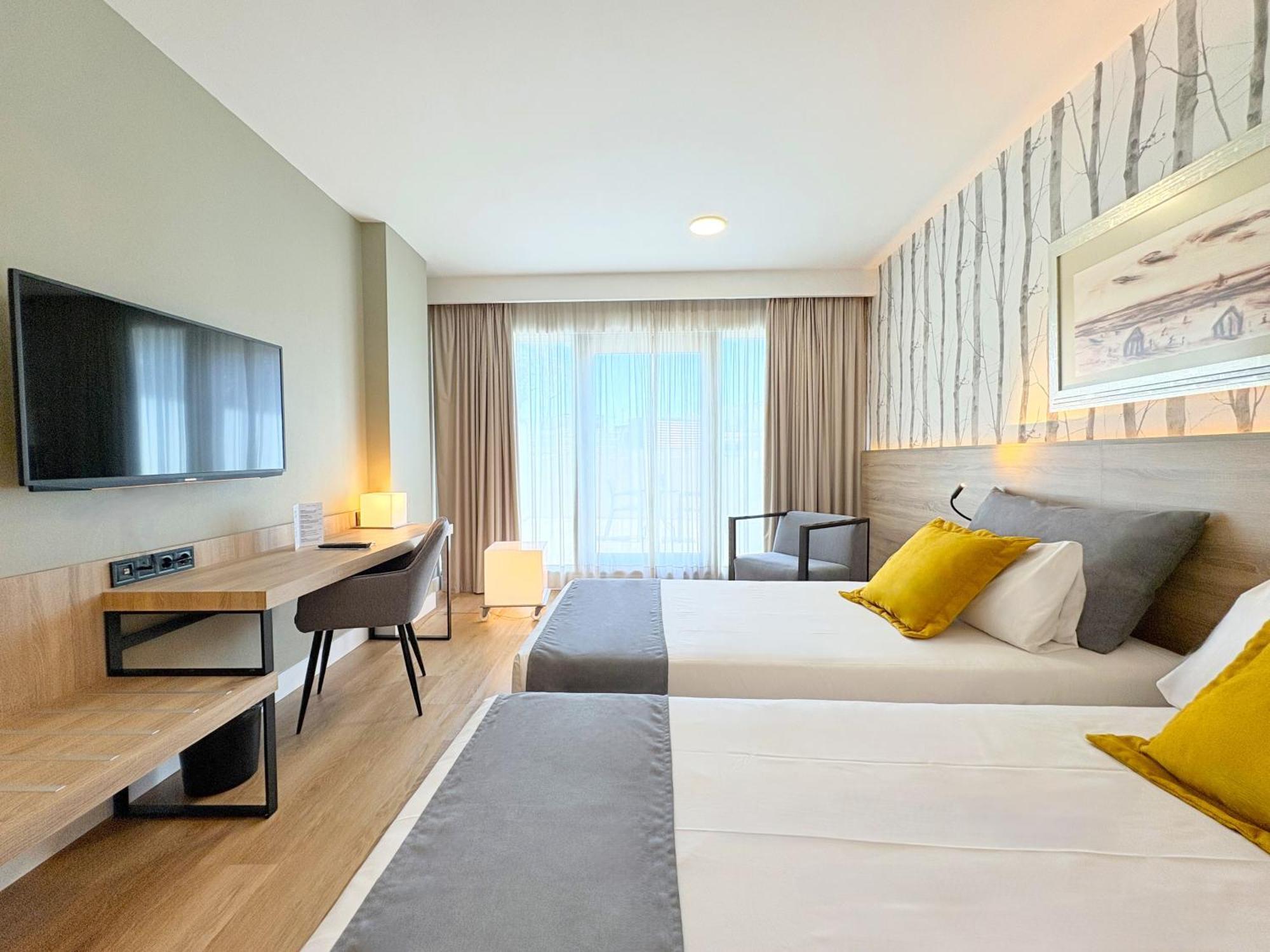 Eurohotel Barcelona Granvia Fira L'Hospitalet de Llobregat Exteriér fotografie
