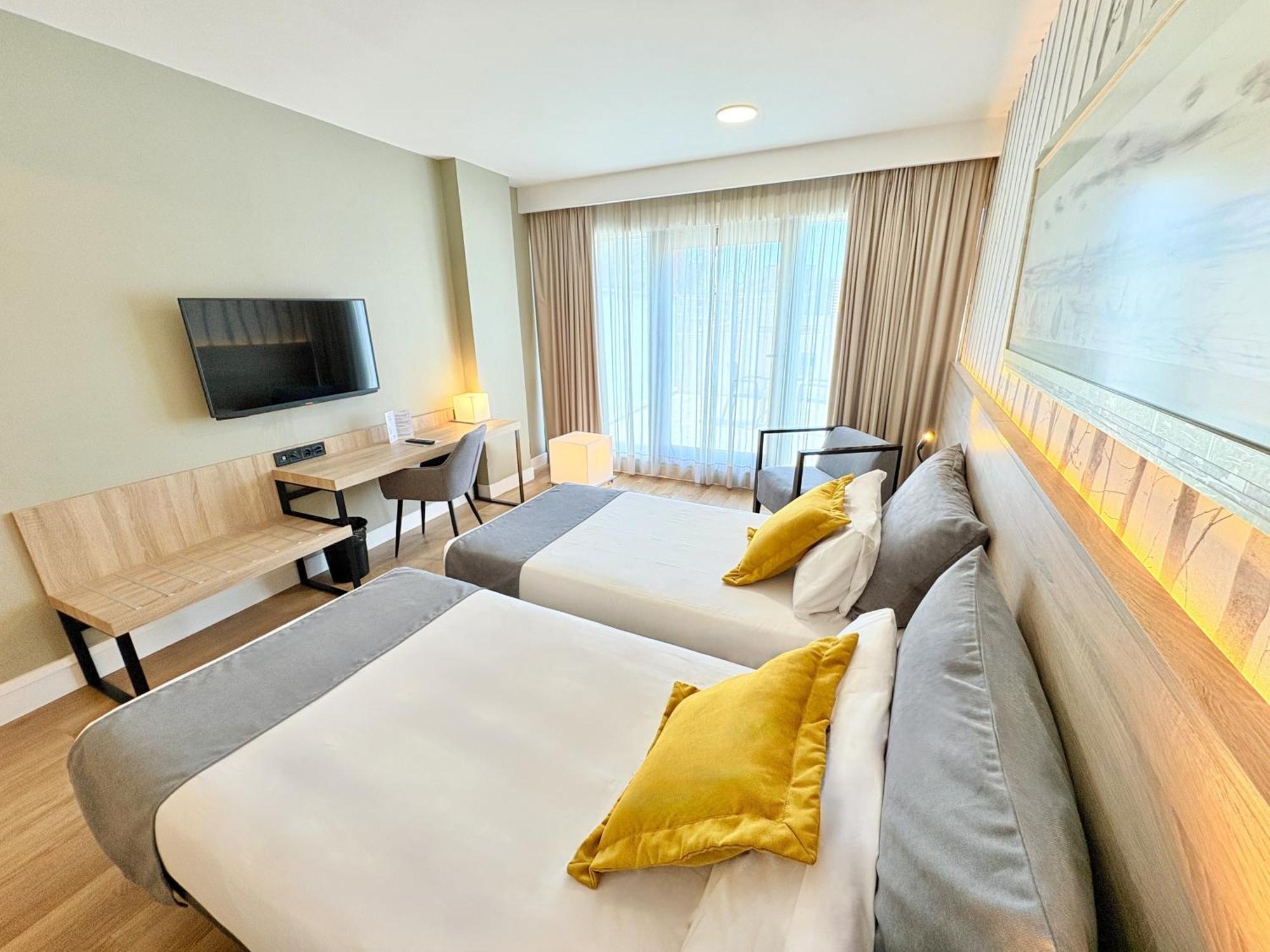 Eurohotel Barcelona Granvia Fira L'Hospitalet de Llobregat Exteriér fotografie